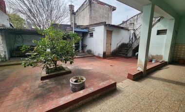 VENTA CASA 4 AMBIENTES EL PALOMAR A RECICLAR