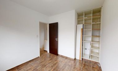 ALQUILER CASA DUPLEX 3 AMB COCHERA PATIO ITUZAINGO