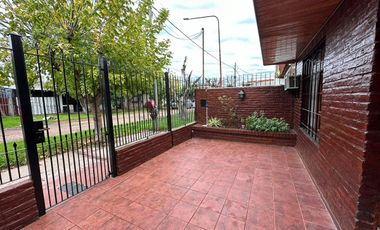 VENTA CASA QUILMES