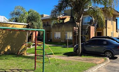 Dpto. 3 ambientes en Complejo  Amaneceres Canning