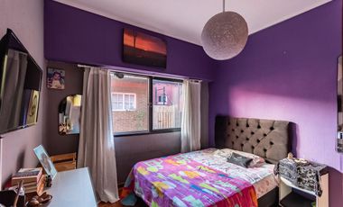 Venta casa en Mataderos con quincho y terraza