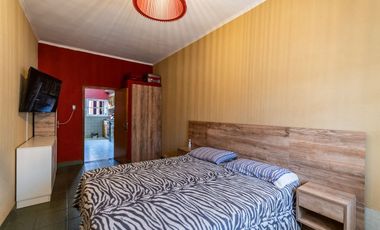 Venta casa en Mataderos con quincho y terraza