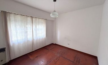 Venta depto 4 ambientes Miramar