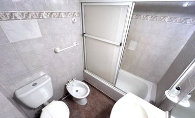 Venta depto 4 ambientes Miramar