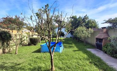 VENTA DEPOSITO CON CASA 4 AMBIENTES Y PARQUE
