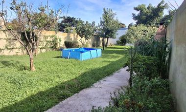 VENTA DEPOSITO CON CASA 4 AMBIENTES Y PARQUE