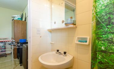 Semi Piso de Categoría c/cochera -Pileta -Parrilla