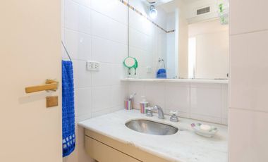 Semi Piso de Categoría c/cochera -Pileta -Parrilla