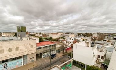 Montevideo E/10 y 11. Depto 3 dormi venta Berisso