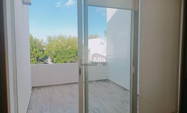 Casa Residencial en Fraccionamiento Sierrazul - Desarrollos del Pedregal, San Luis Potosí