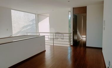 Casa Residencial en Fraccionamiento Sierrazul - Desarrollos del Pedregal, San Luis Potosí