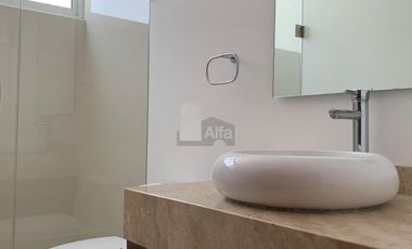 Casa Residencial en Fraccionamiento Sierrazul - Desarrollos del Pedregal, San Luis Potosí