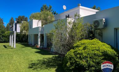 VENTA CASA 6 AMBIENTES BARRIO EL LAUQUEN CANNING