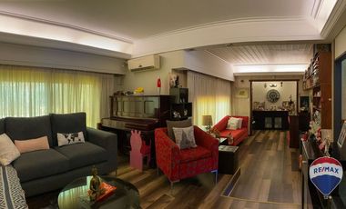 VENTA CASA CUATRO AMBIENTES GRAN LOTE CON PILETA