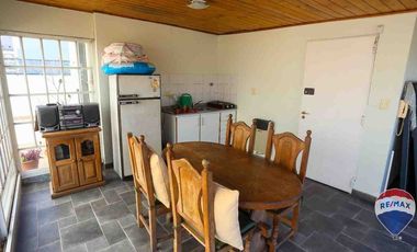 DEPARTAMENTO 4 AMBIENTES LOMAS  CON 2 COCHERAS
