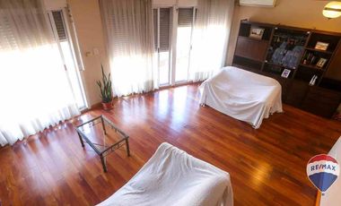 DEPARTAMENTO 4 AMBIENTES LOMAS  CON 2 COCHERAS