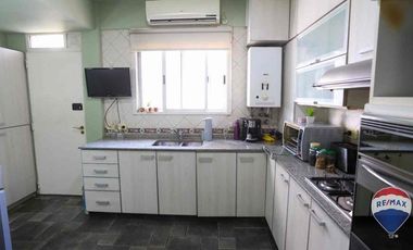 DEPARTAMENTO 4 AMBIENTES LOMAS  CON 2 COCHERAS