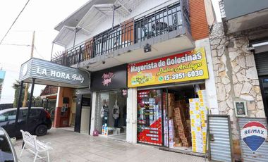 VENTA COMERCIAL EN BLOQUE EN ISIDRO CASANOVA