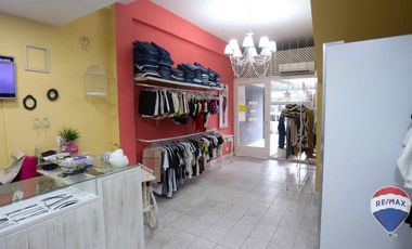 VENTA COMERCIAL EN BLOQUE EN ISIDRO CASANOVA