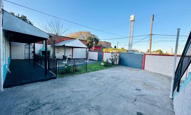 VENDE CASA 6 AMBIENTES, HIPOLITO BOUCHARD 5799