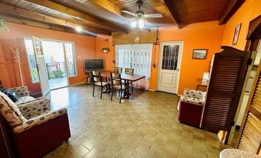 VENDE CASA 6 AMBIENTES, HIPOLITO BOUCHARD 5799