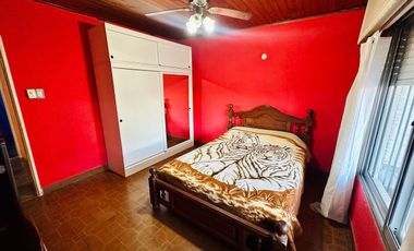 VENDE CASA 6 AMBIENTES, HIPOLITO BOUCHARD 5799