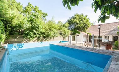 APTO CRED Casa dble Lte 950M2 Pileta 6amb F Varela
