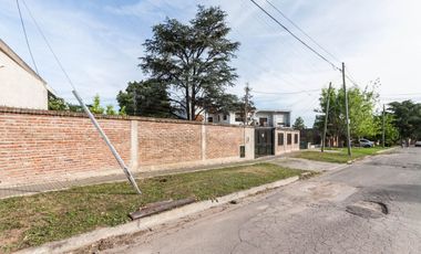 APTO CRED Casa dble Lte 950M2 Pileta 6amb F Varela