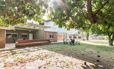APTO CRED Casa dble Lte 950M2 Pileta 6amb F Varela