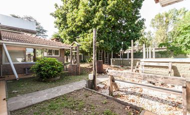 APTO CRED Casa dble Lte 950M2 Pileta 6amb F Varela