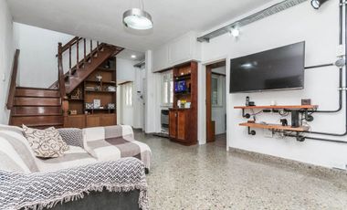 APTO CRED Casa dble Lte 950M2 Pileta 6amb F Varela