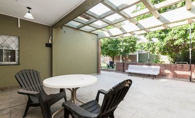 APTO CRED Casa dble Lte 950M2 Pileta 6amb F Varela