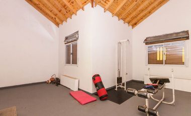APTO CRED Casa dble Lte 950M2 Pileta 6amb F Varela