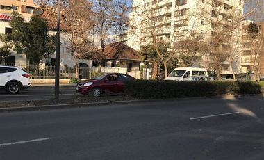 Local Comercial en Arriendo en Los Leones / Bilbao