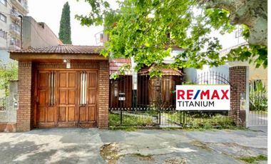 CHALET + GALPON S/ TERRENO DE 459M2 OPORTUNIDAD!!!