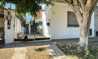 VENTA CASA DE 4AMB.COCHERA.PARRILLA.TERRAZA 263M2.