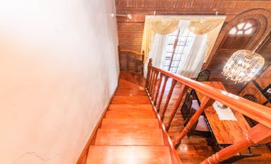 CASA 2/3 FLIAS. CON PATIO.TERRAZA Y COCHERA GERLI