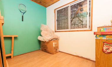CASA EN VENTA EN LANUS. IDEAL DOS FAMILIAS/PERMUTA