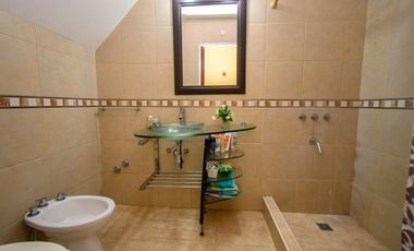 CASA en VENTA ARROYO LEYES apta a crédito
