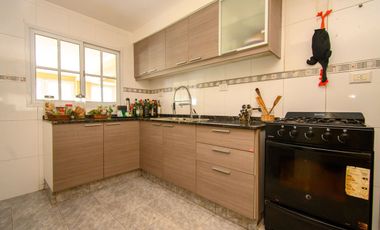 CASA en VENTA ARROYO LEYES apta a crédito