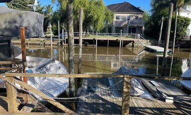 ALQUILER CASA lote AL AGUA, PILETA,  AMARRA TIGRE