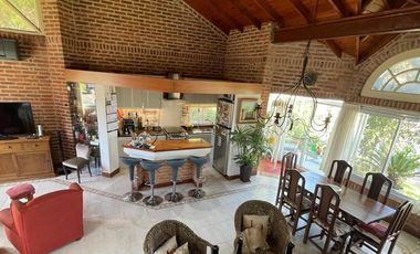 ALQUILER CASA lote AL AGUA, PILETA,  AMARRA TIGRE