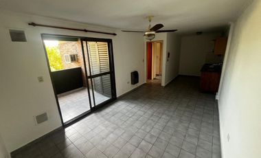 SE VENDE DEPTO 2 DORM ENTRE AVENIDAS SANTA FE