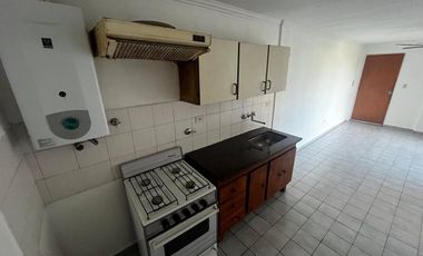SE VENDE DEPTO 2 DORM ENTRE AVENIDAS SANTA FE