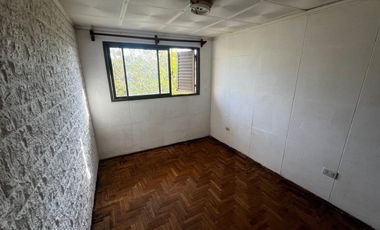 SE VENDE DEPTO 2 DORM ENTRE AVENIDAS SANTA FE