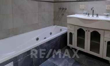 CASA EN VENTA PLOTTIER
