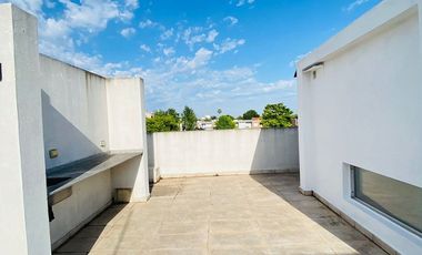 Venta oficina Castelar Norte cochera terraza