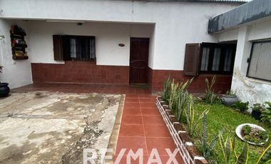 CASA EN VENTA BARRANQUERAS DE 5 AMBIENTES