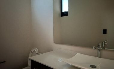 CASA NUEVA EN VENTA FRACC EN ALTOZANO, MORELIA. ESPECTACULAR DISEÑO MODERNO