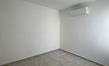 CASA EN VENTA, PARAJE ANAHUAC - ESCOBEDO N.L.